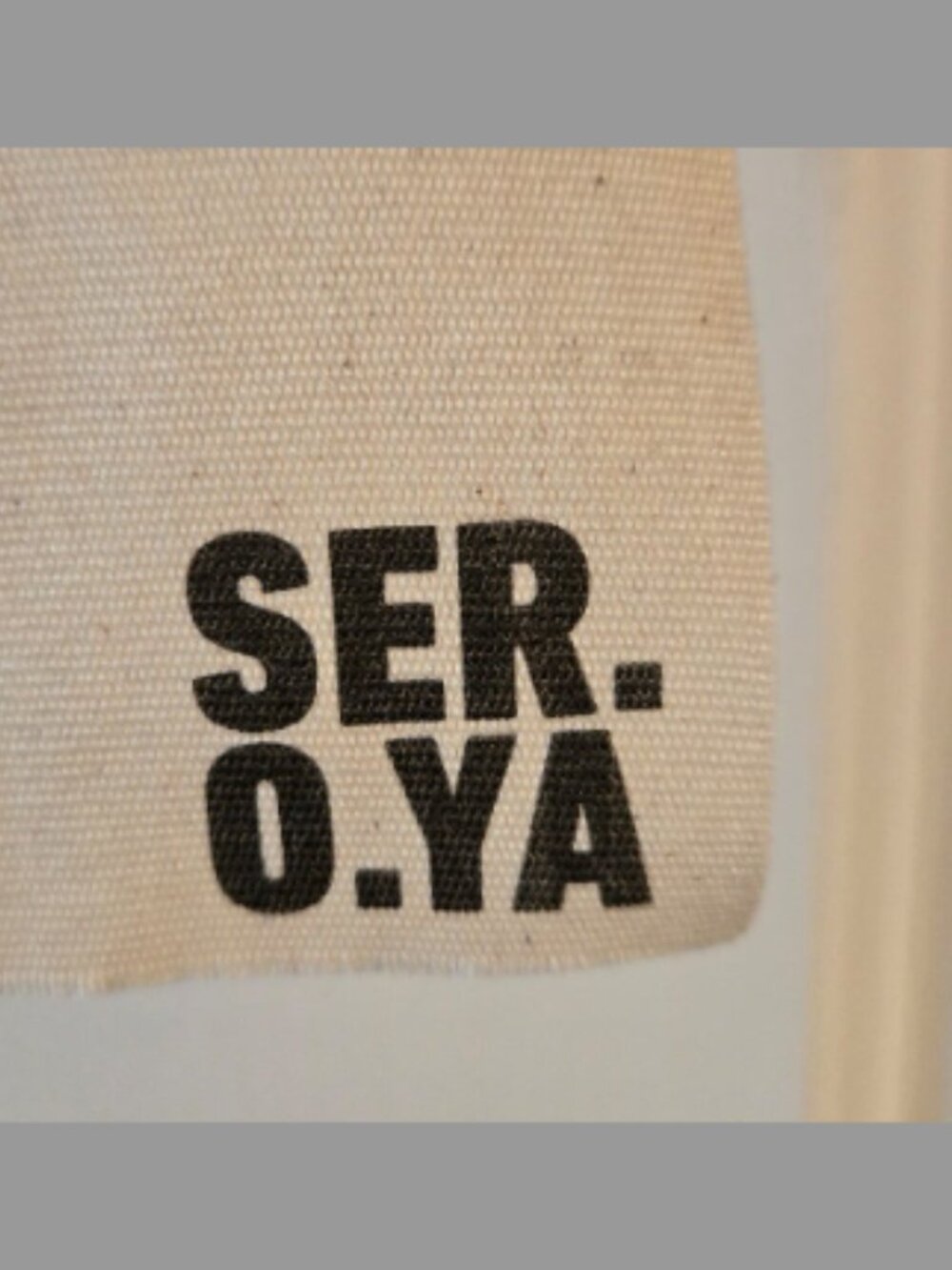 SER.O.YA Red Top - Picture 7 of 7